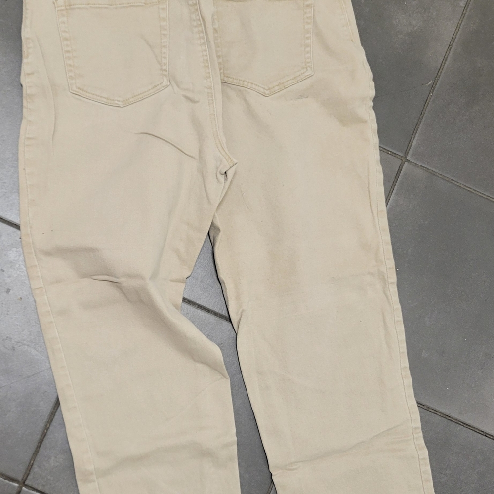 Gloria Vanderbilt Women's Straight Leg Jeans in Beige Size 16P NWOT